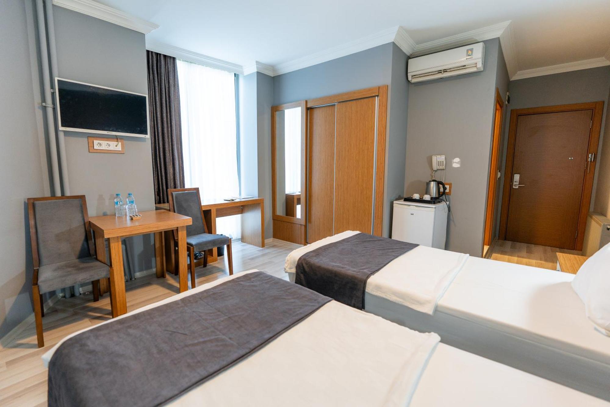 Emsa Palace Hotel Darıca Esterno foto