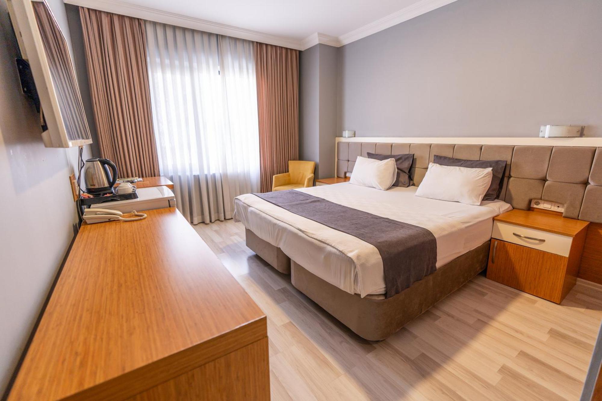 Emsa Palace Hotel Darıca Esterno foto